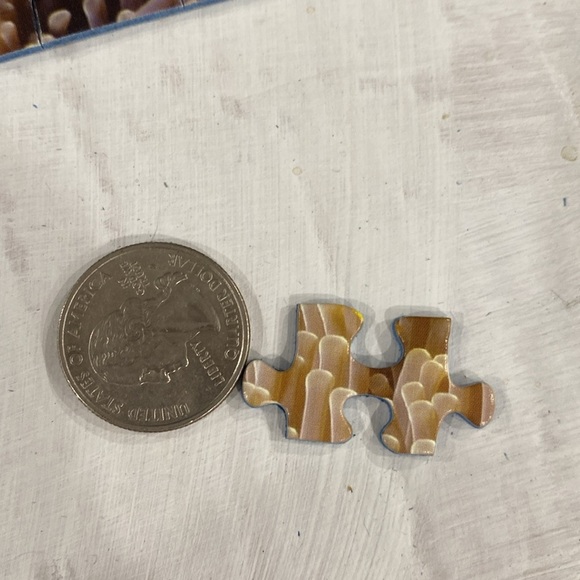 Ravensburger 1000 piece puzzle “Family of Dolphins” 2010 - Picture 7 of 8